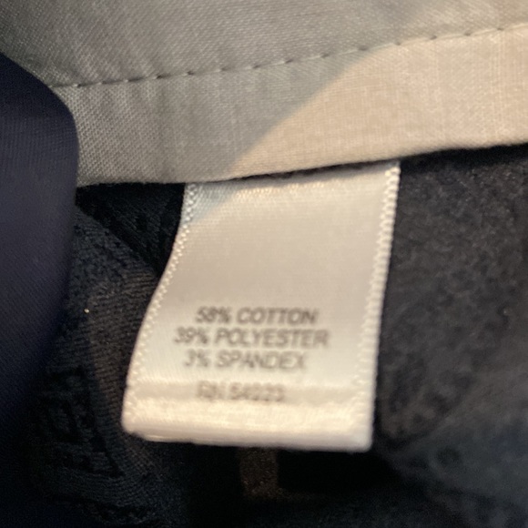 Banana Republic Navy Patterned Capris - Picture 6 of 7